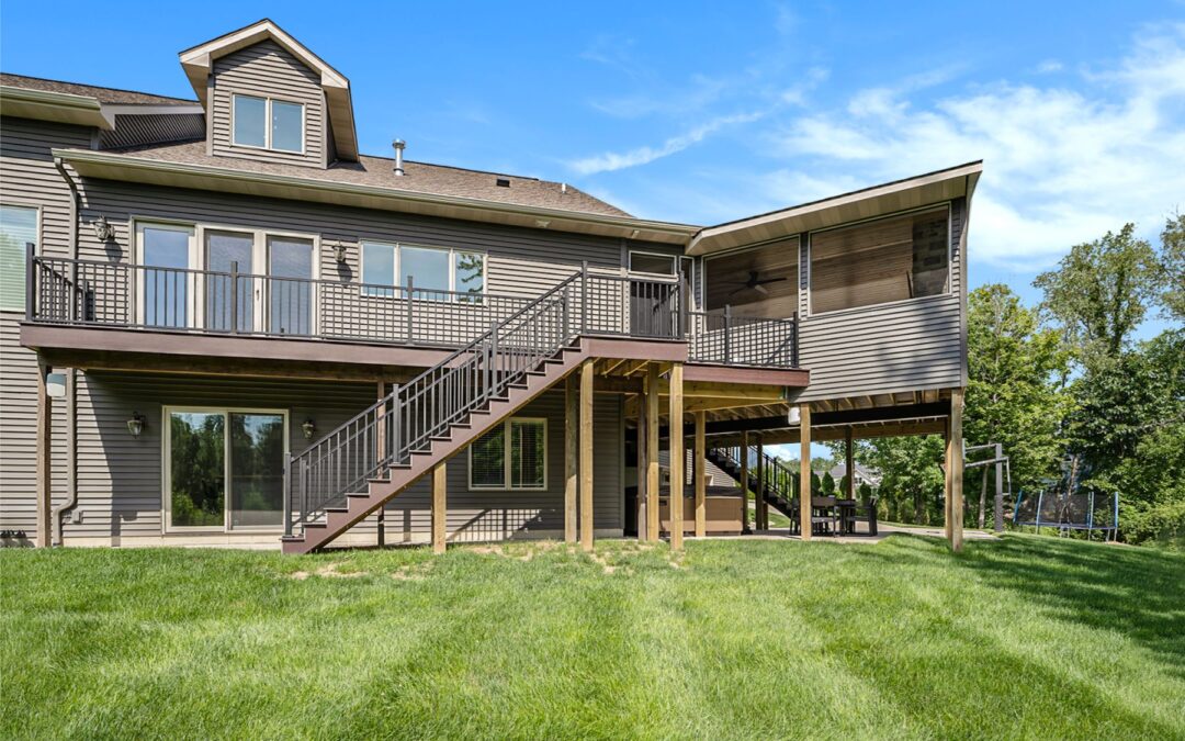Byron Center covered outdoor retreat