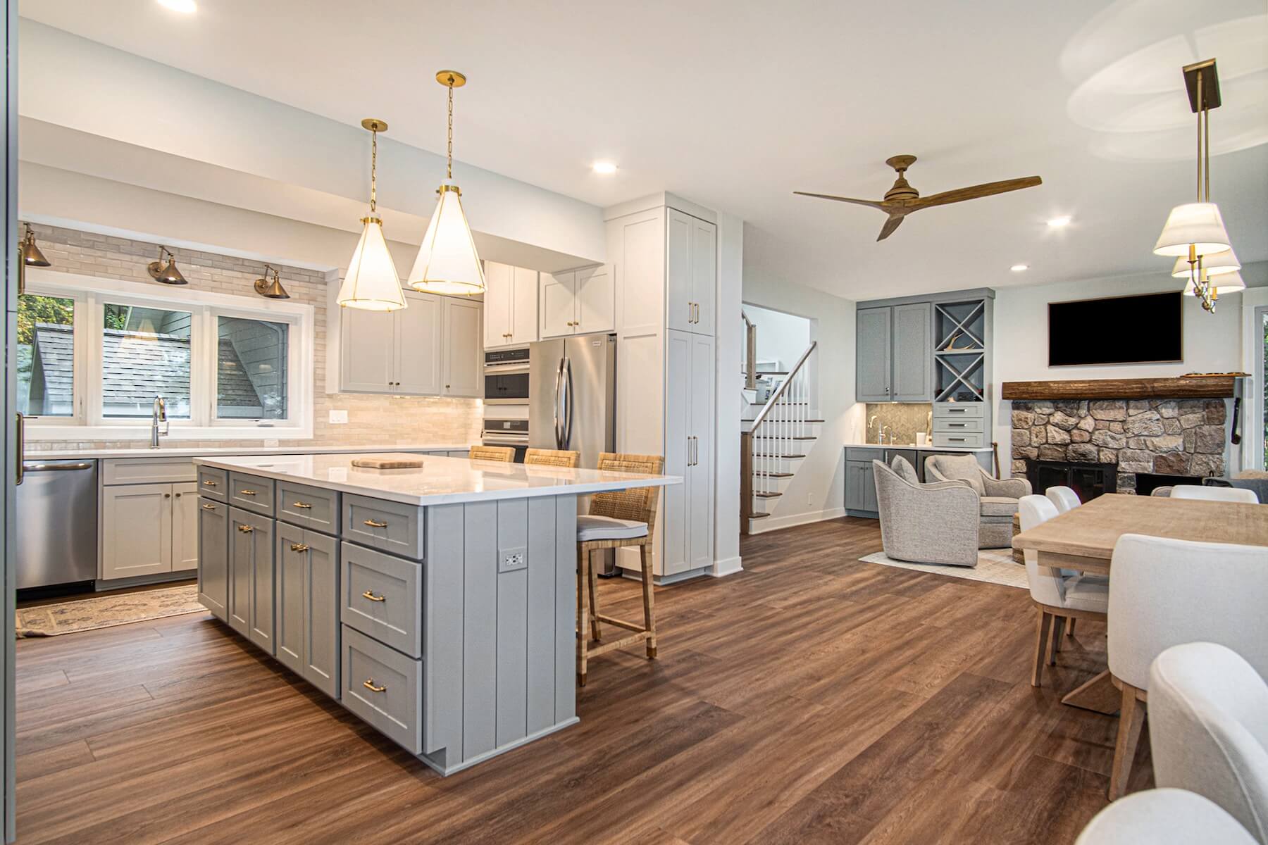 Holland Lakeshore Renewal24-1800 Lakeshore kitchen